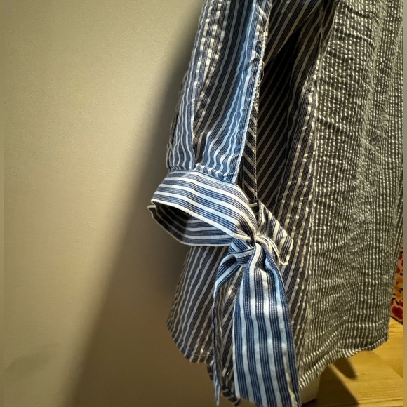 Balloon-sleeved Blouse women top. H&M. Size M - Picture 1 of 4